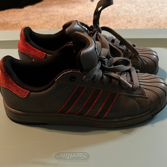 classic shell toe adidas